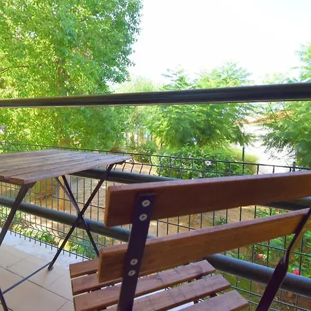 Spacious Close To Everything! 아파트 *
